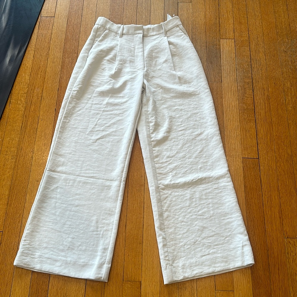Abercrombie & Fitch Harper crepe wide leg tailored pants in white cream